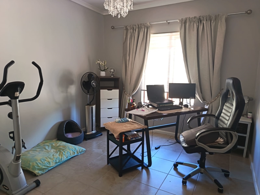 3 Bedroom Property for Sale in Paradise Beach Eastern Cape